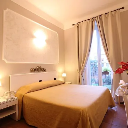 Hotel Hotel Charly 3*