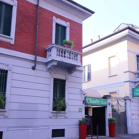 Hotel Charly