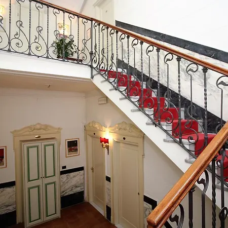 Hotel Hotel Charly 3*