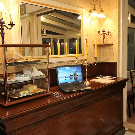 Charly Hotel Mediolan