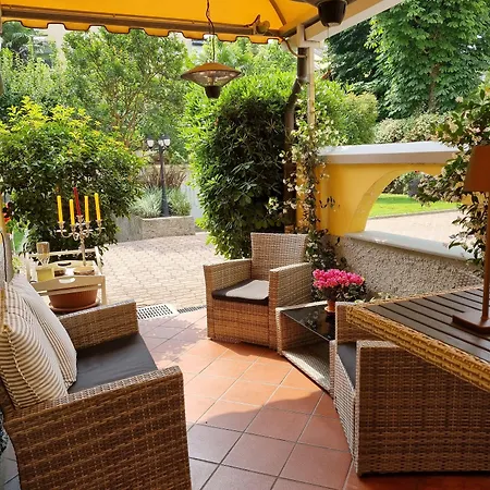 Hotel Charly Mediolan