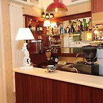 Charly Hotel 3*